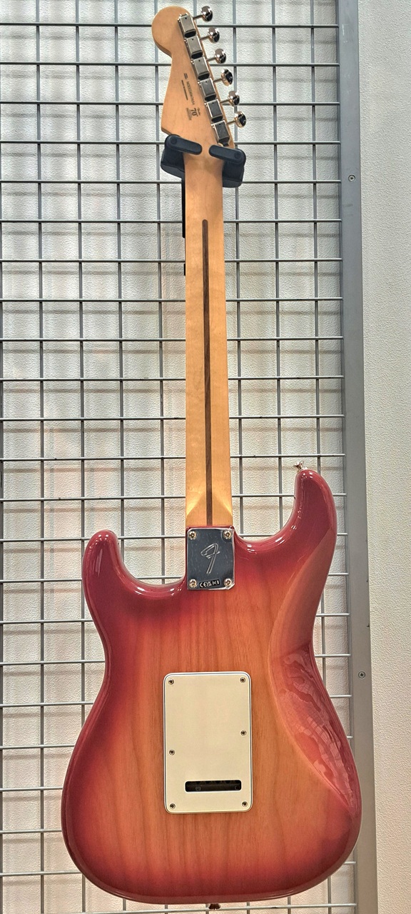 超美品triumph ストラトキャスター　サンバーストメンテ済み 超美品triumph ストラトキャスター サンバーストメンテ済み