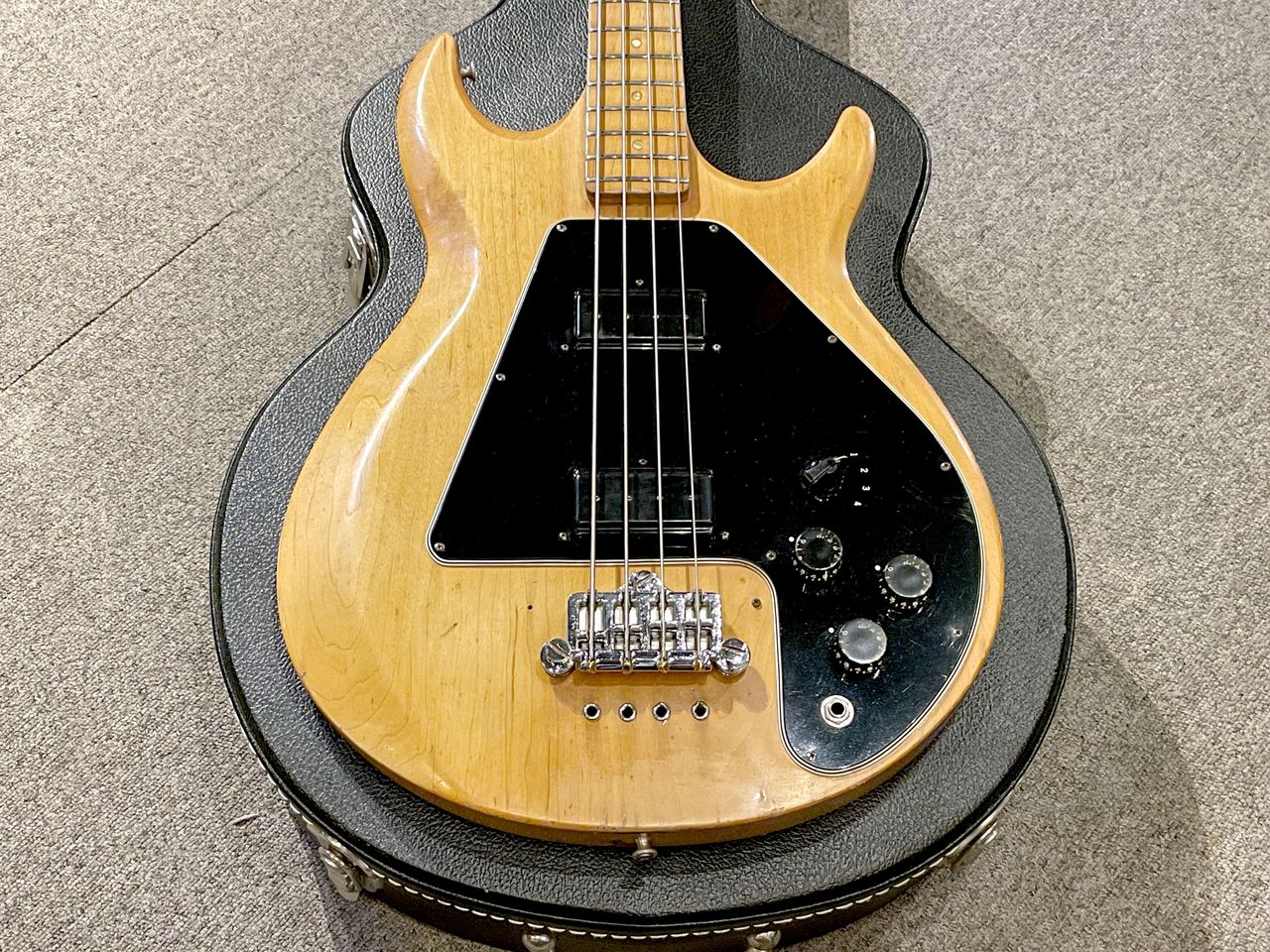 メ*ラ様 Gibson　RIPPER　ベース メ*ラ様 Gibson RIPPER ベース Gibson Ripper Bass - What To Know