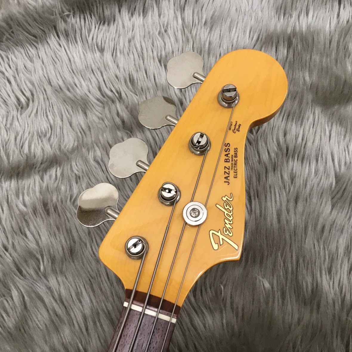 Fender （フェンダー）Traditional 60s Jazz Bass (CAR)/ジャズベース