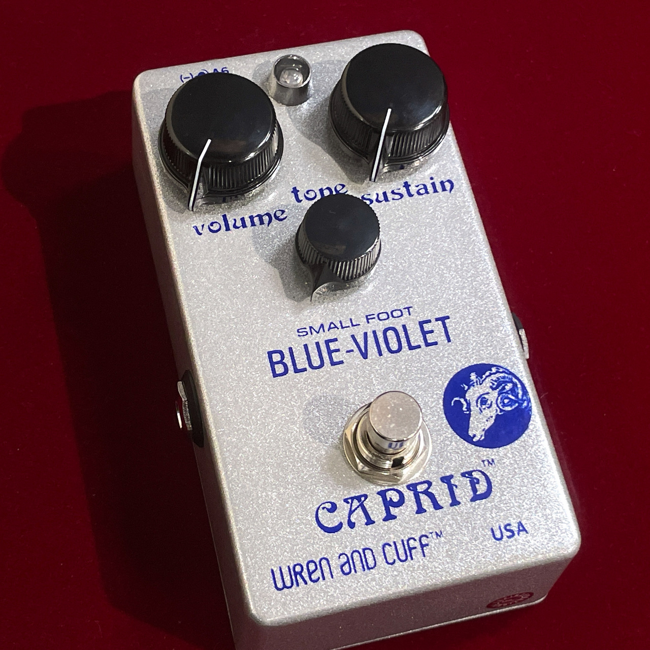 美品 wren and cuff caprid blue violet Wren and Cuff - Blue-Violet Caprid Small Foot – LEP