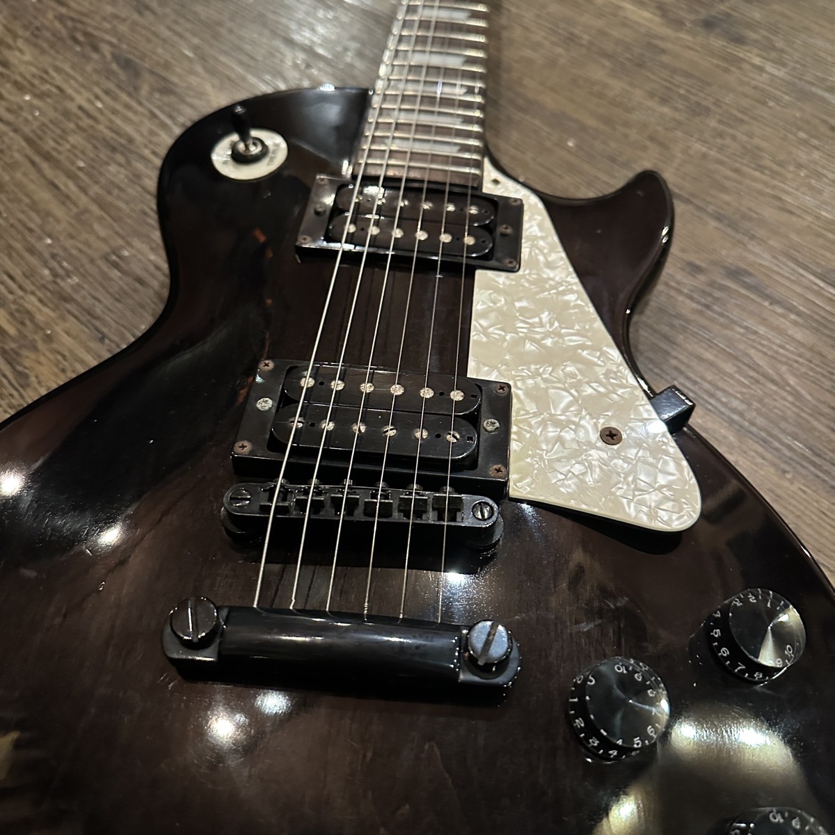 Epiphone Les Paul Studio Electric Guitar （中古/送料無料）【楽器