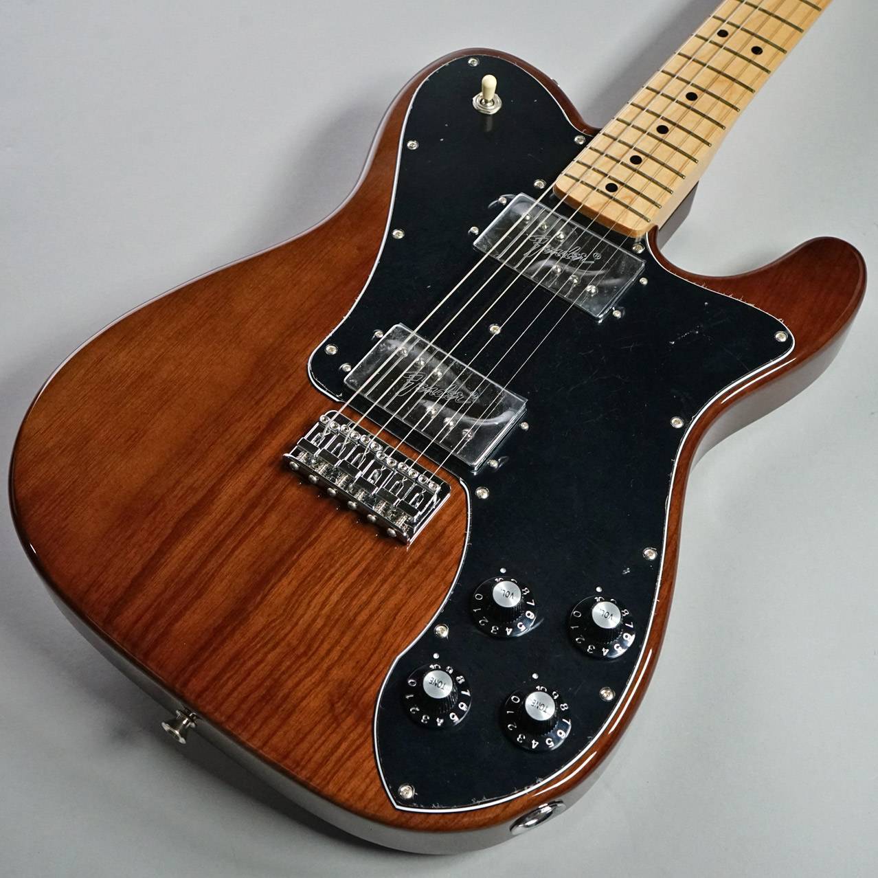 Fender FSR Made in Japan Traditional 70s Telecaster Deluxe Walnut