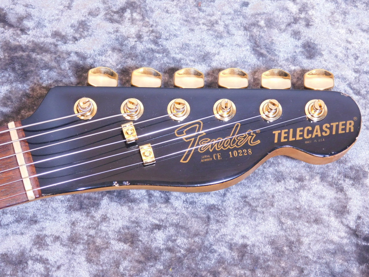 Fender Collectors Edition Black & Gold Telecaster '82（ビンテージ