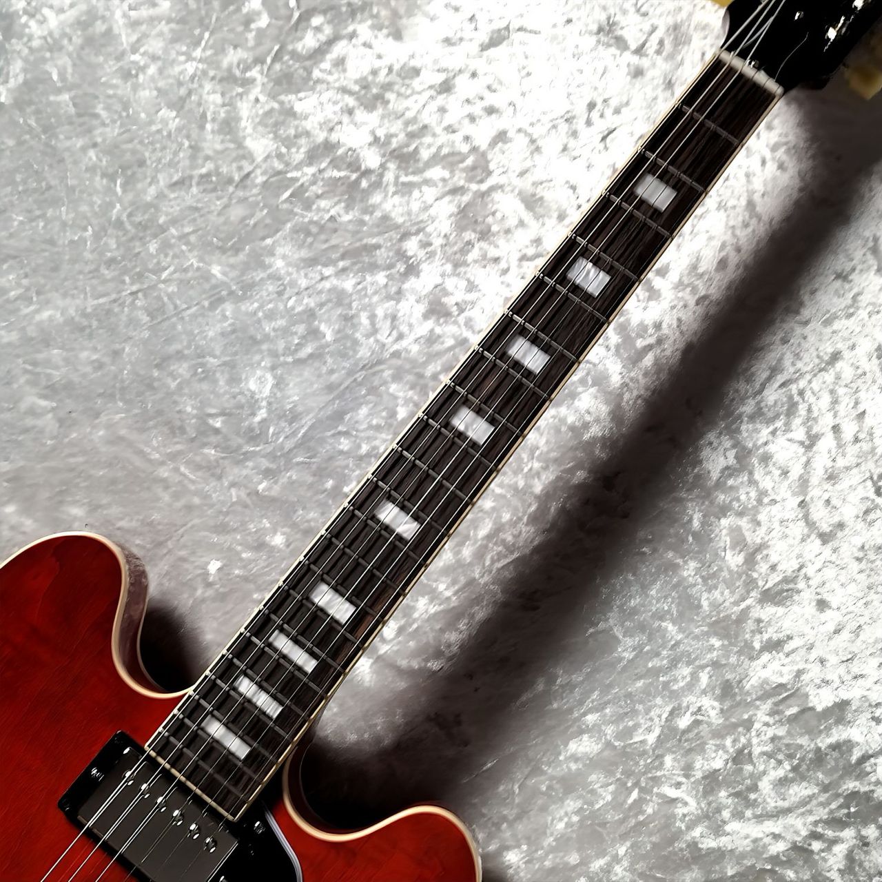 Gibson ES-335 Figured Sixties Cherry セミアコギター エレキギター