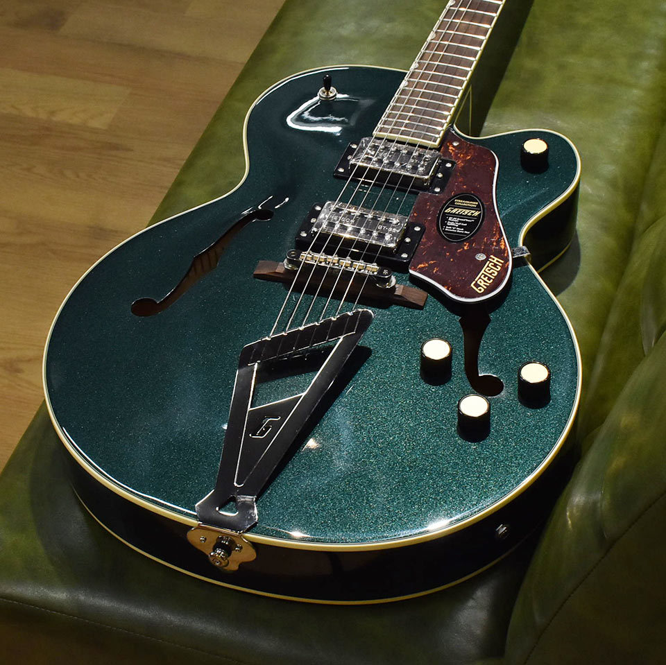 Gretsch G2420 Streamliner Hollow Body with Chromatic II Tailpiece