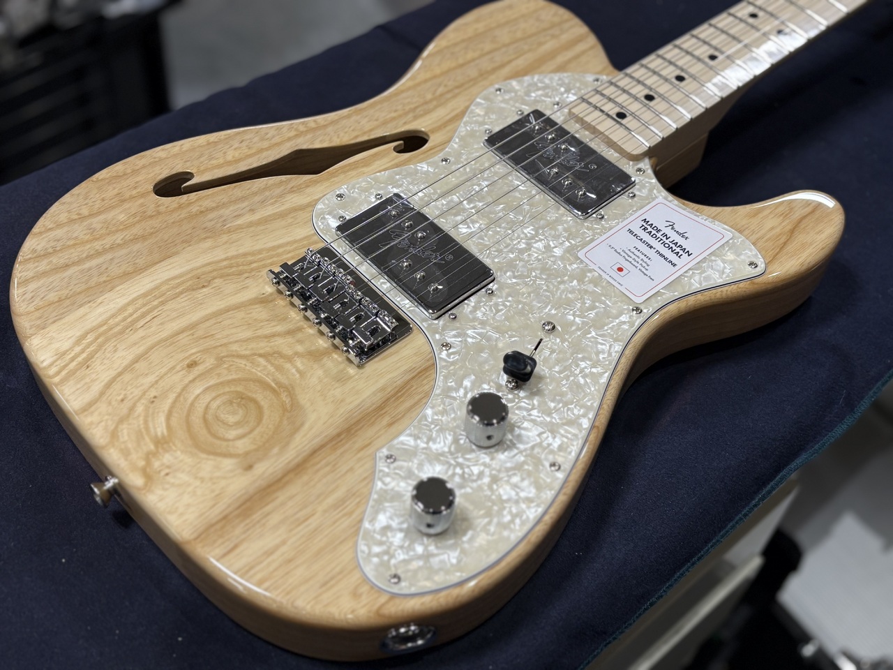 Fender 【在庫あり・年末超特価】Made in Japan Traditional 70s