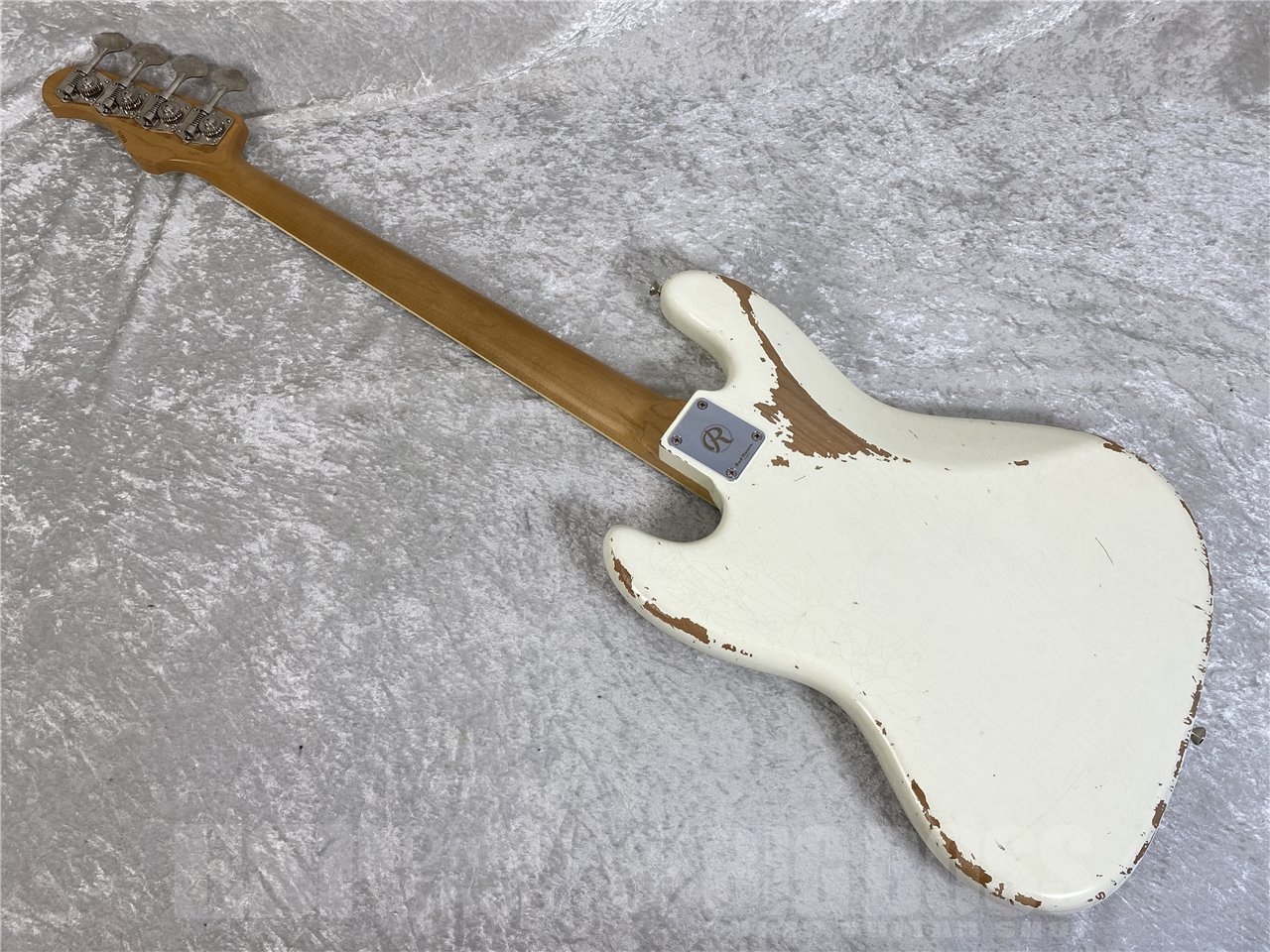 Red House General J4 with HVC option (Olympic White Heavy Aged