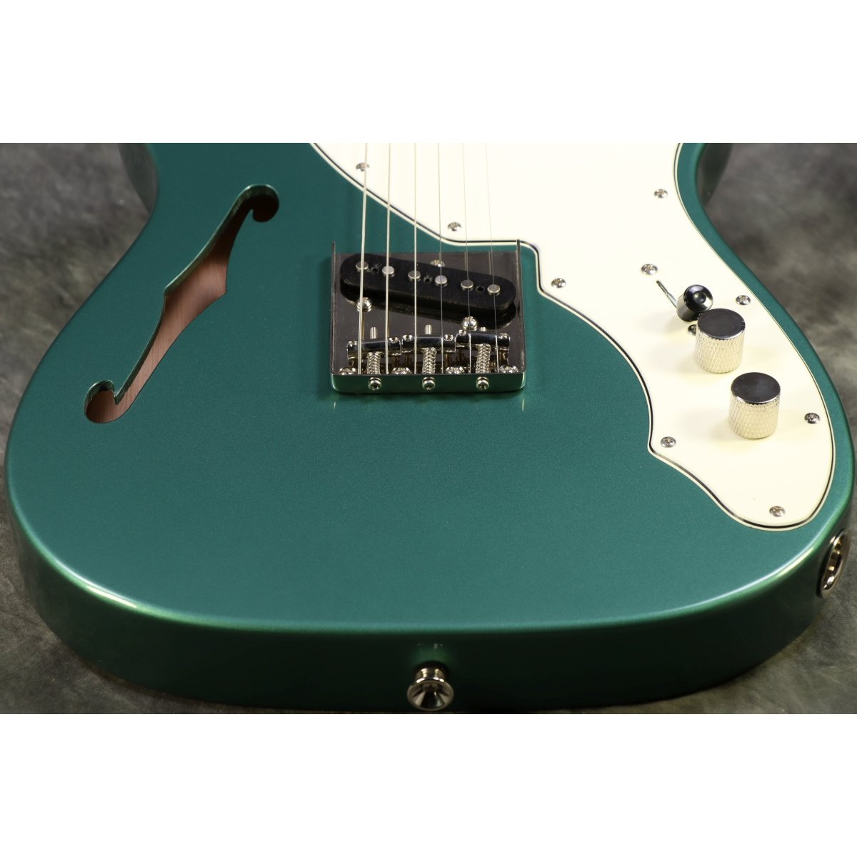 Squier by Fender  スタンダード テレキャスター  灰緑色 Squier by Fender スタンダード テレキャスター 灰緑色 - ギター