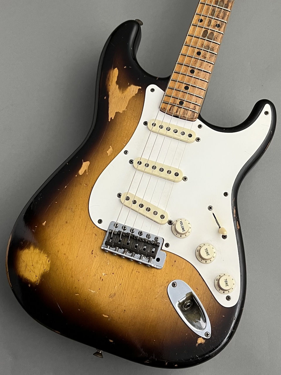 Fender 【1957年製】Stratocaster（ビンテージ）【楽器検索デジマート】