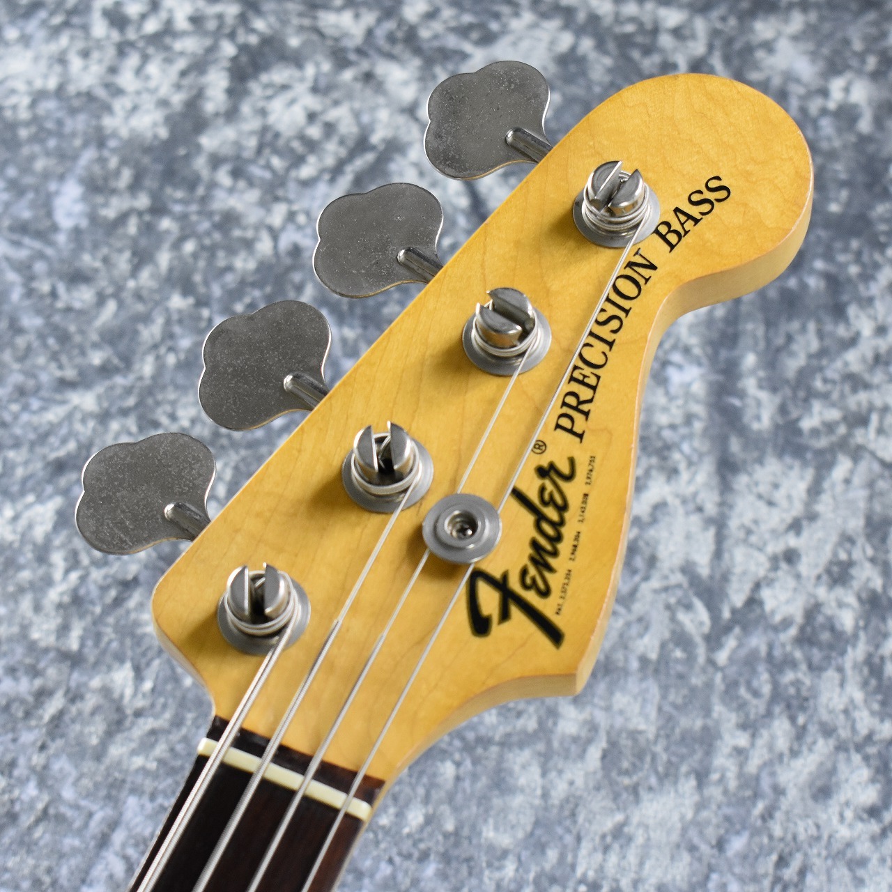 Fender 1972 Precision Bass Fretless - Natural -【約3.88kg