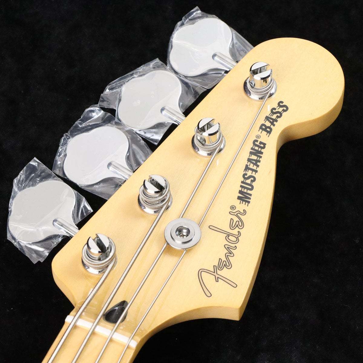 Fender Player II Mustang Bass PJ Polar White 【御茶ノ水本店