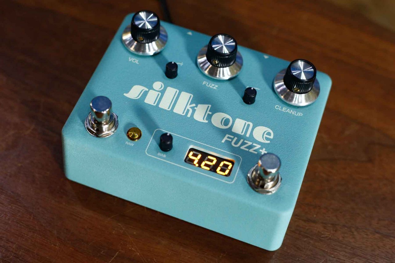 Silktone Fuzz＋新品未使用品200番台Silktone本家より購入品 Silktone Fuzz＋新品未使用品200番台Silktone本家より購入品