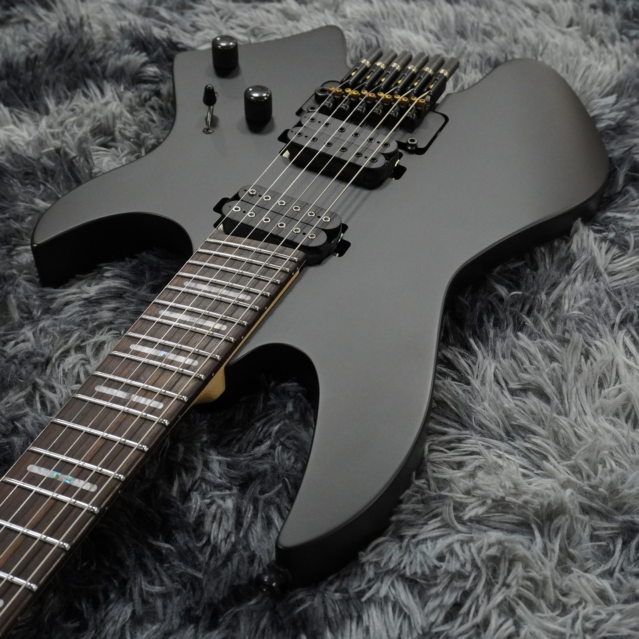 Sire Larry Carlton X6 6-String Headless Black Satin【2025 NEW