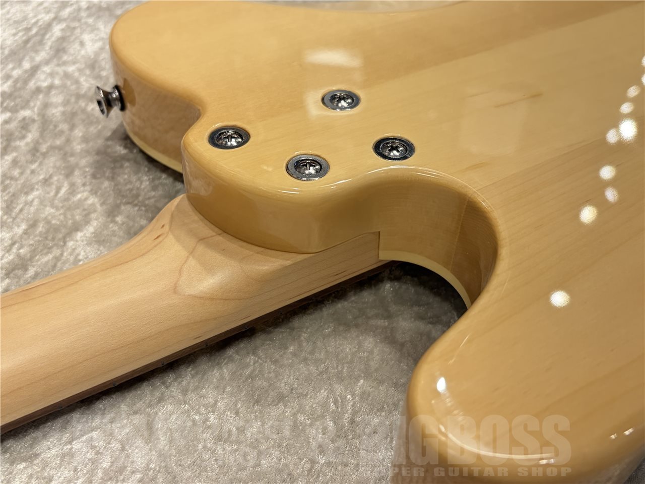 Aria Pro II 615-AE200【Yellow Gold】（新品/送料無料）【楽器検索