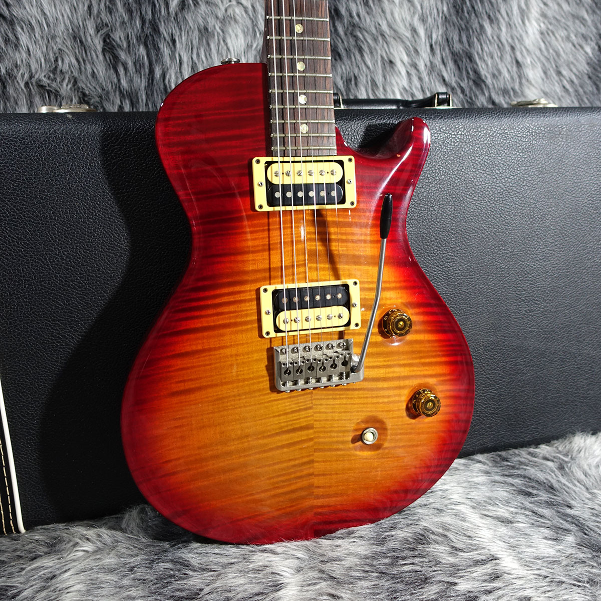 Paul Reed Smith(PRS) Singlecut Trem 10Top Dark Cherry Wraparound