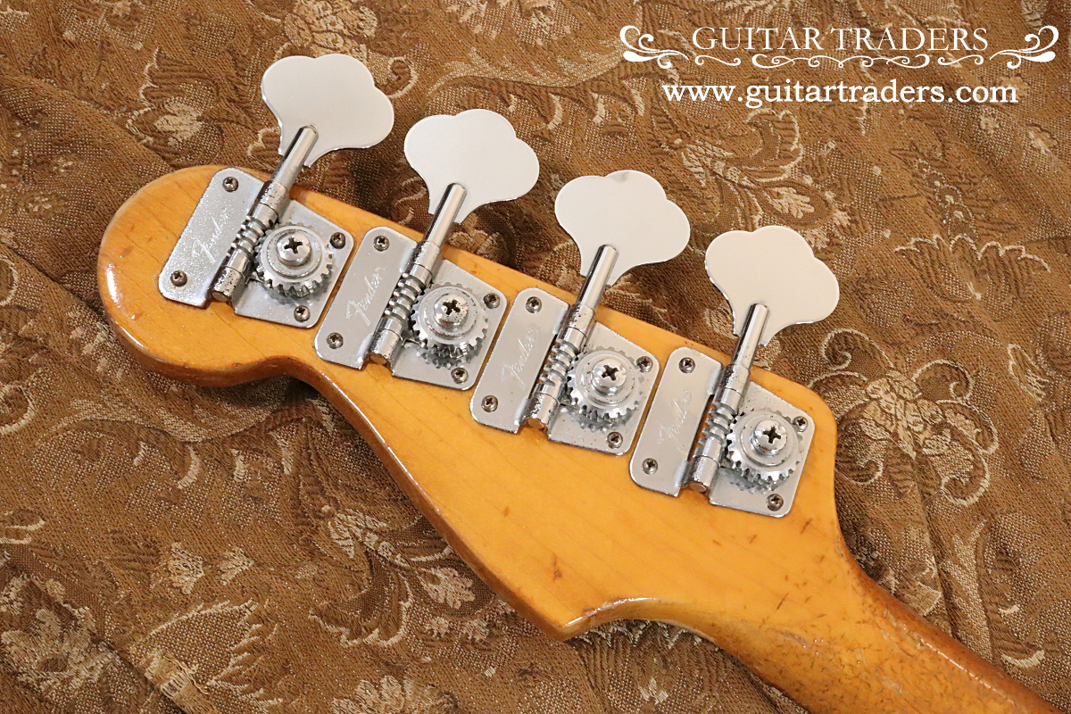 ベース Fender Precision Bass Fender 1981 Precision Bass（ビンテージ）【楽器検索デジマート】