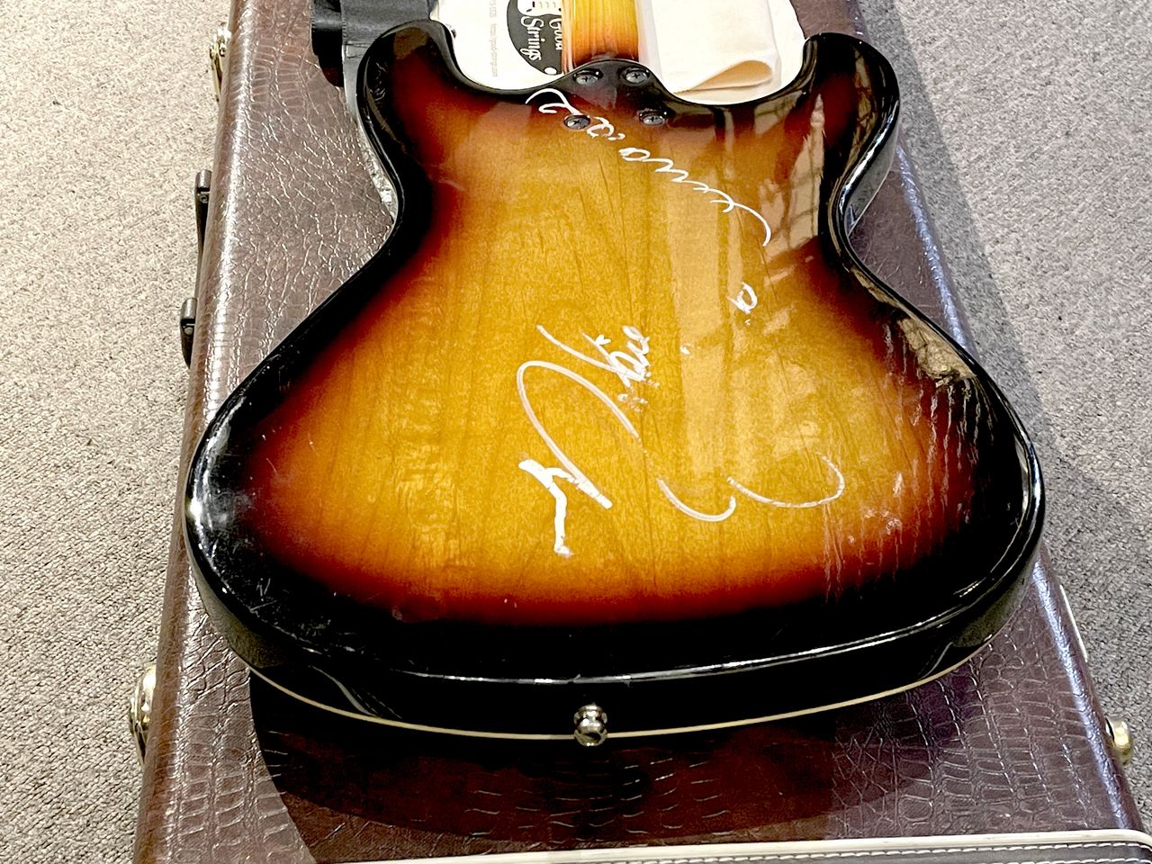 ARIA VM-2001 THE VENTURES 40th Anniversary Model Lefty（中古）【楽器検索デジマート】