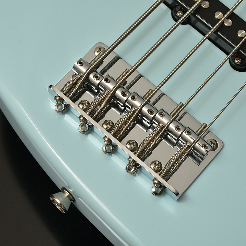 Bacchus UNIVERSE SERIES ベース サーフグリーン ケース付 Bacchus - Bacchus UNIVERSE SERIES ベース グリーン ケース付き