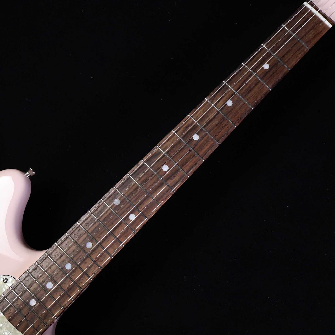 Fender Made in Japan Traditional 60s Mustang Shell Pink（新品/送料