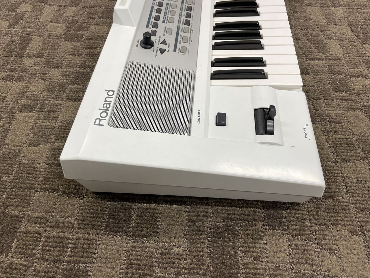 Roland（ローランド） / E-09【ソフトケース付属】【USED】【立川店
