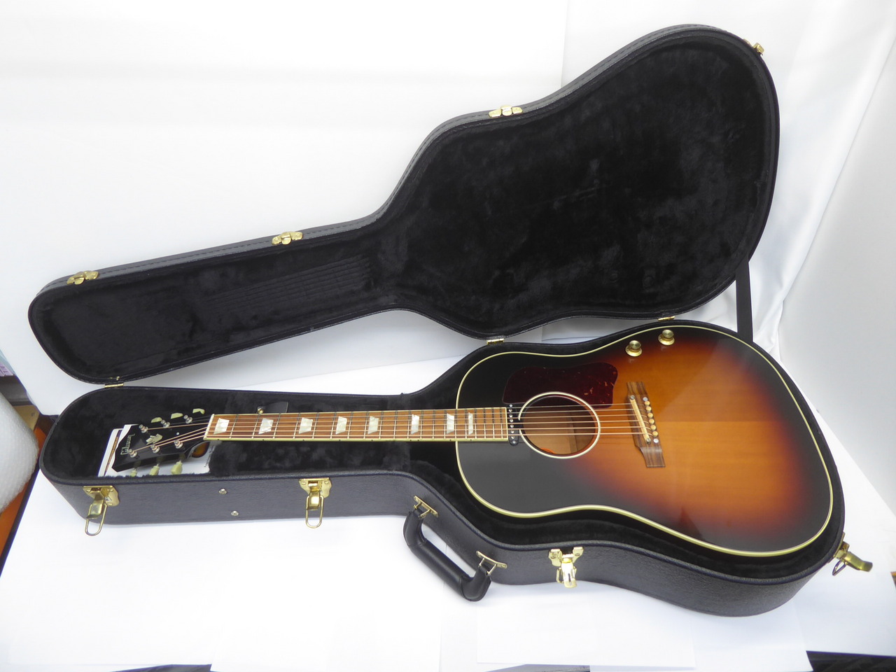 ギブソンj-160eトップ単板モデル Gibson Custom Shop 1962 style J