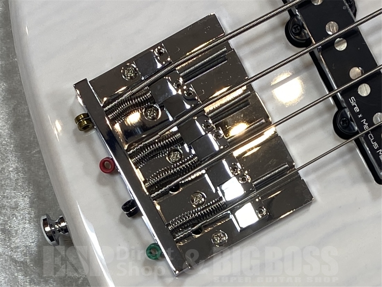 Sire V8 4st 【WB】 （新品/送料無料）【楽器検索デジマート】