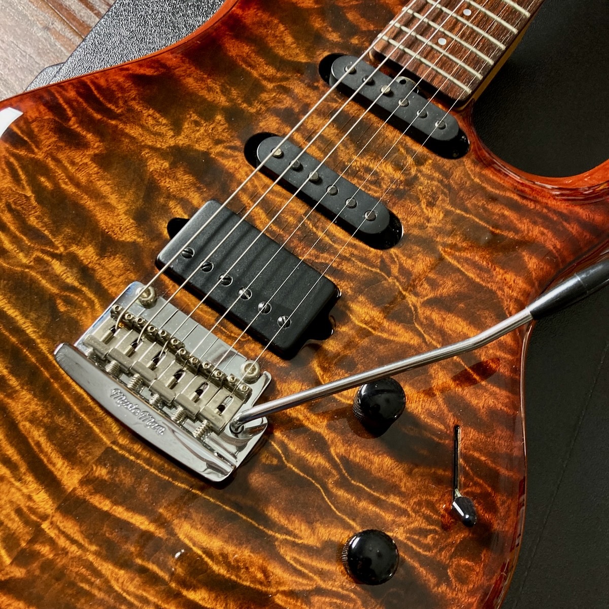 MUSIC MAN BFR Luke 3 / LIII HSS Quilt Top / Hazel Burst（中古