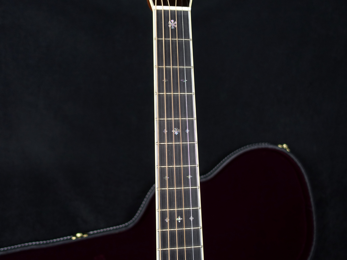 Martin 000-42 Standard（新品）【楽器検索デジマート】