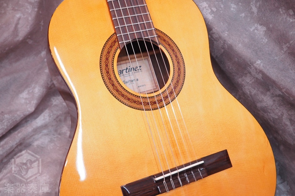 表板杉単板クラシックギター　Martinez(マルチネス) MR-58S　弦長580mm