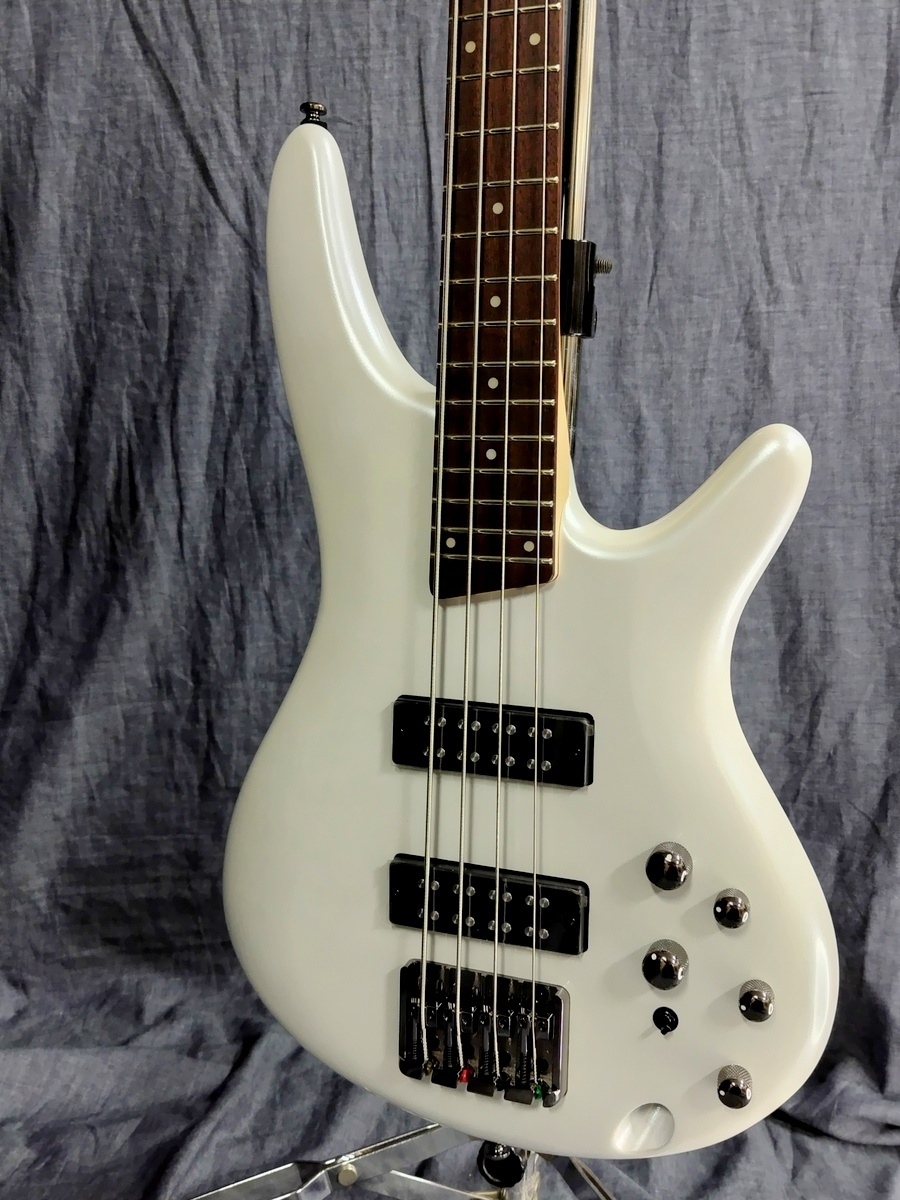 Ibanez SR300E PW Pearl White（新品特価）【楽器検索デジマート】