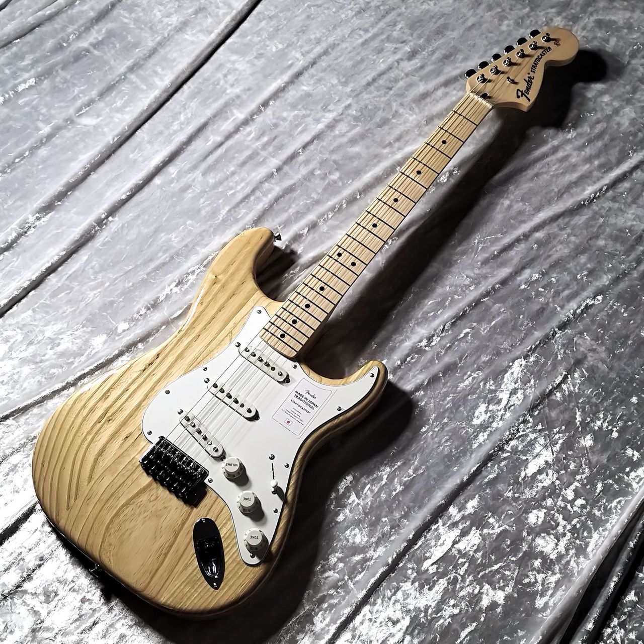 Fender Made in Japan Traditional 70s Stratocaster Natural