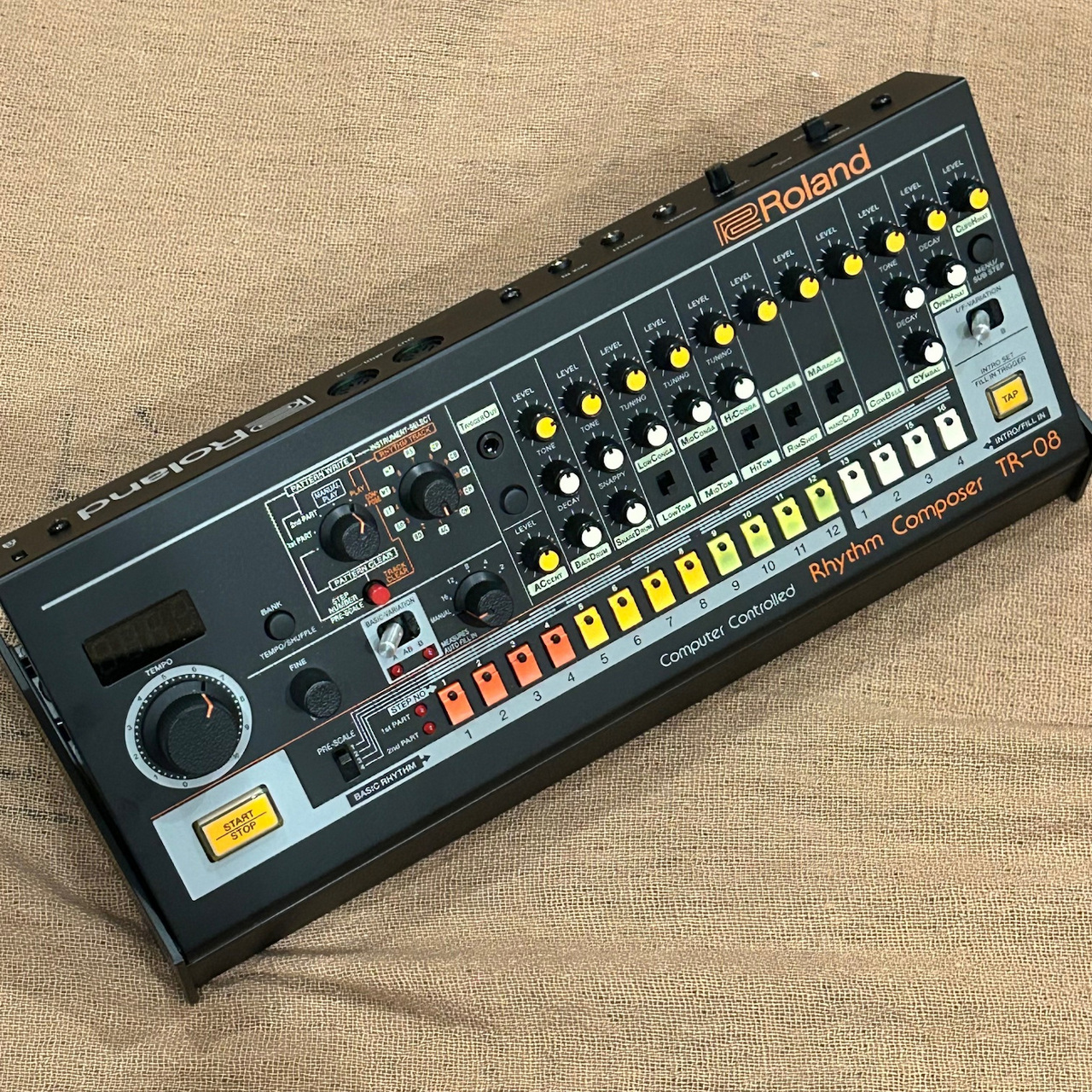 パーカッション・打楽器 Roland TR-08 Roland TR-08 Rhythm Composer — DJ TechTools