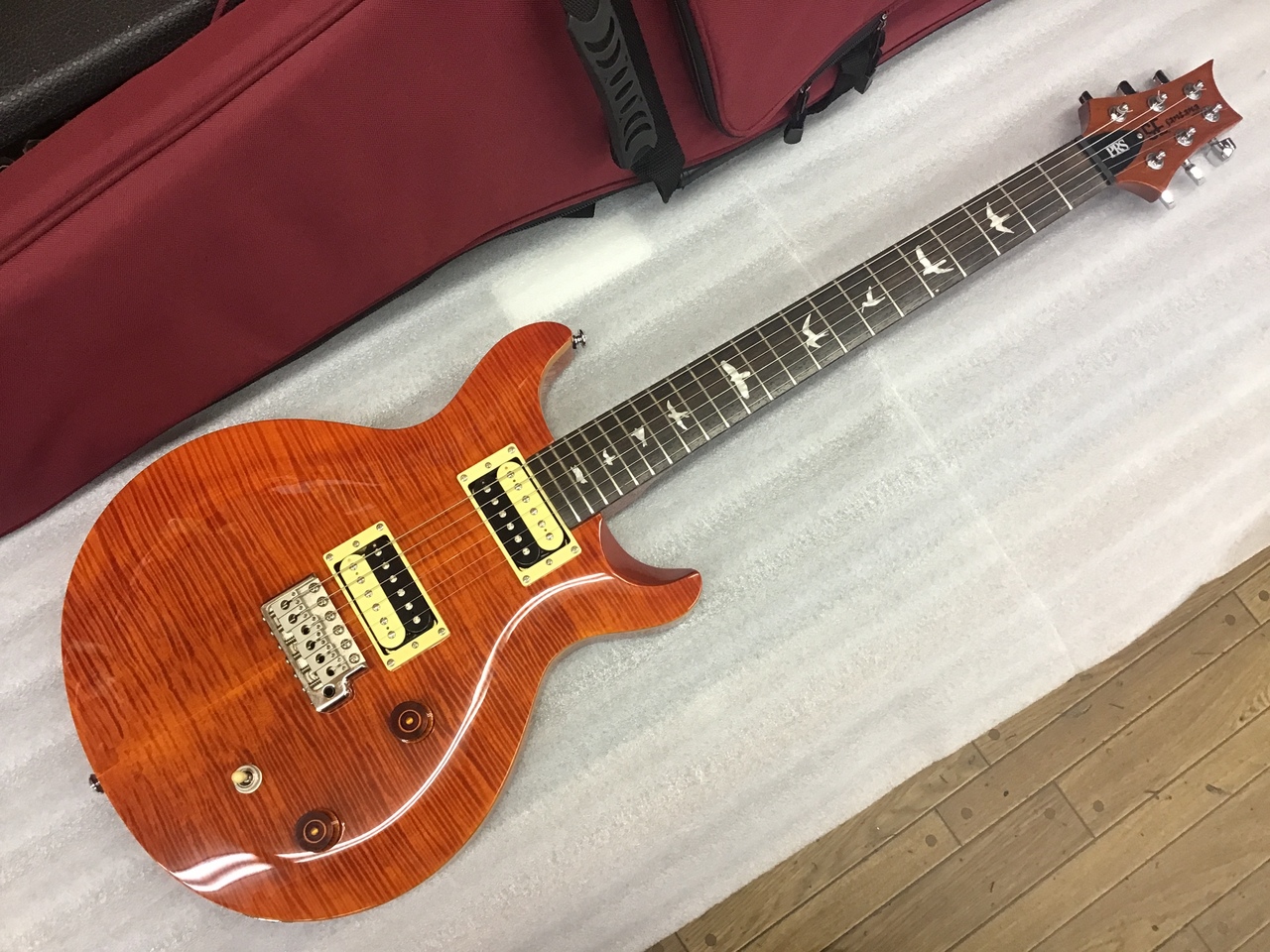 PRS SE Santana Orenge エレキギター PRS SE Carlos Santana Electric Guitar | Music & Arts