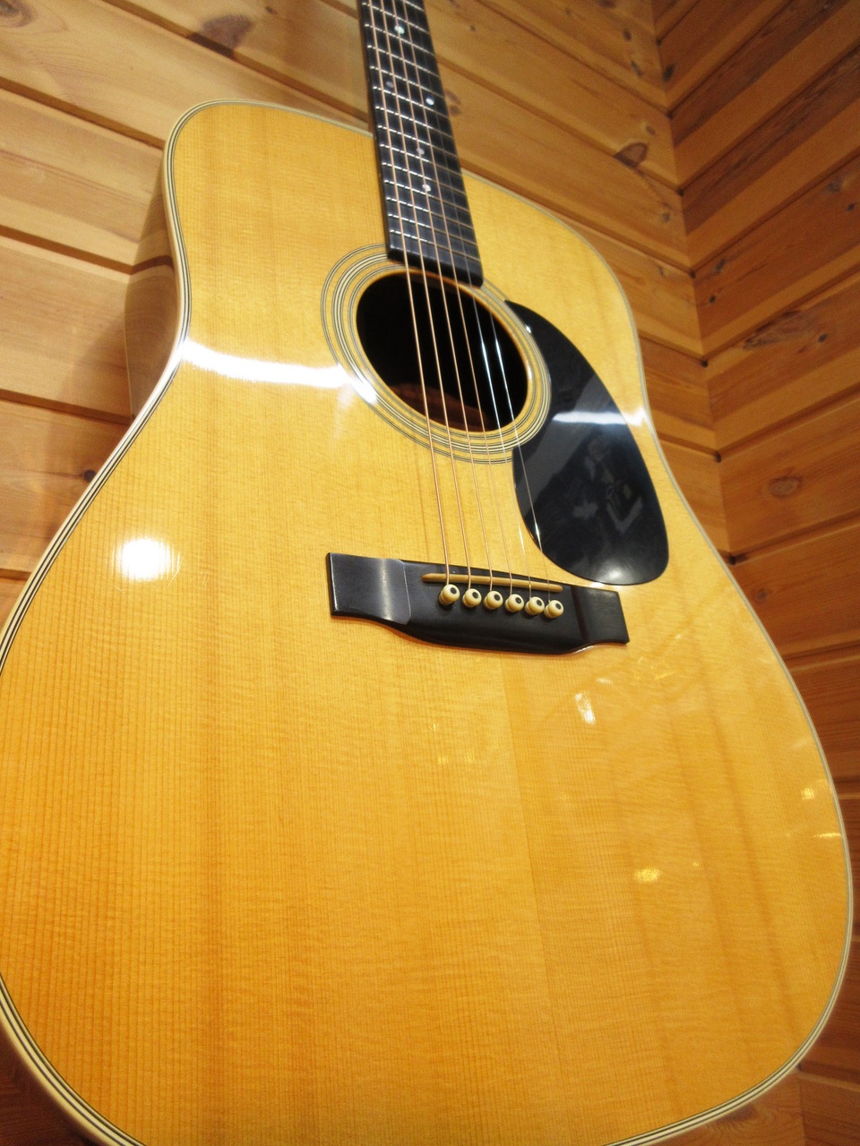 1992年製、Martin D-28入荷！！ – 沖田ギター工房