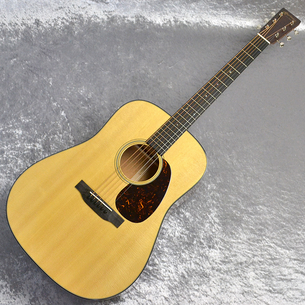 マーチン D18 Martin D-18 Modern Deluxe Acoustic Guitar | Martin Guitar