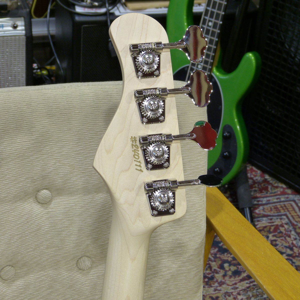 Crews Maniac Sound NPB-HB with aguilar OBP-3 IncaSilver 【MM
