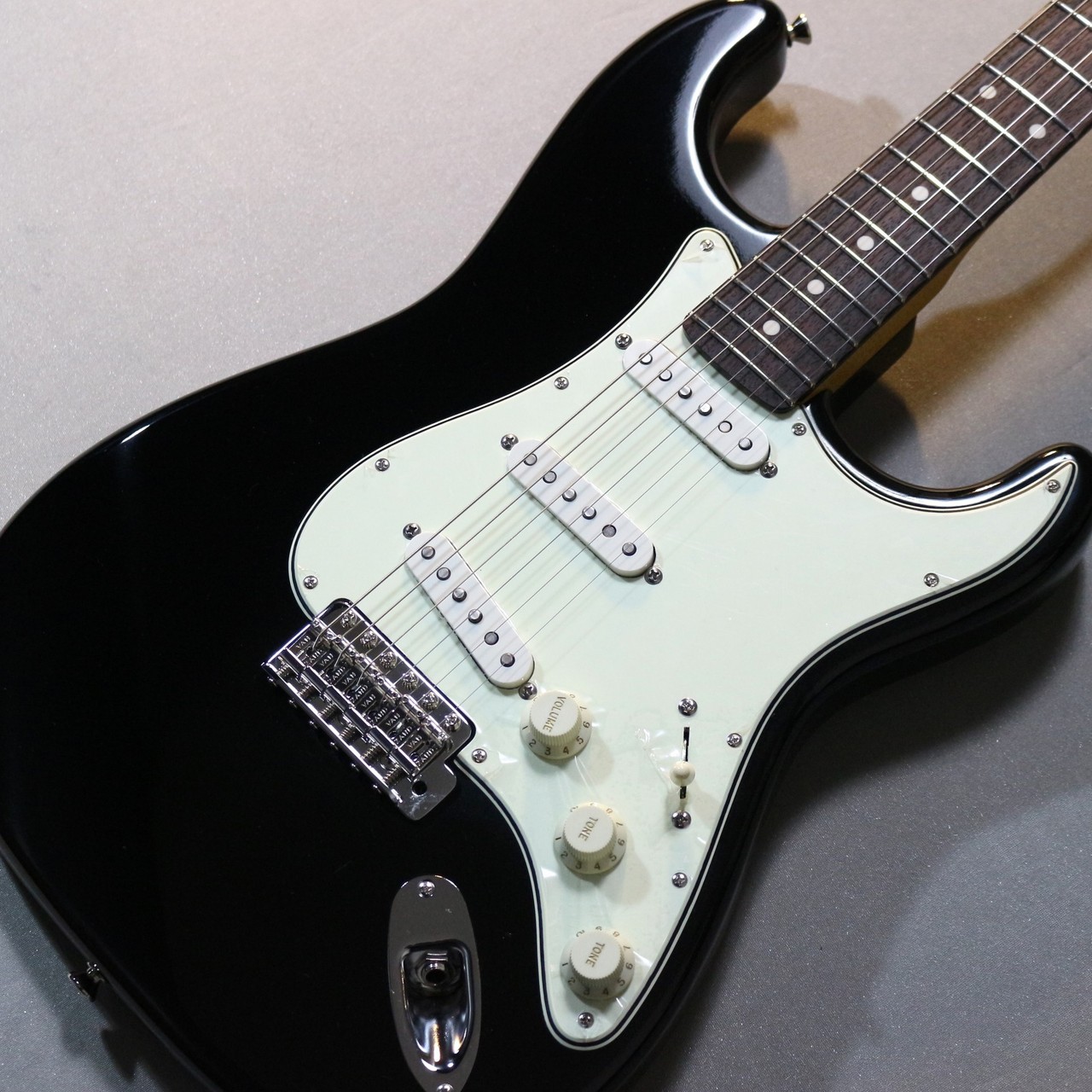 Vanzandt STV-R2 Black-#10305 【3.43kg】【待望の入荷!!】（新品/送料