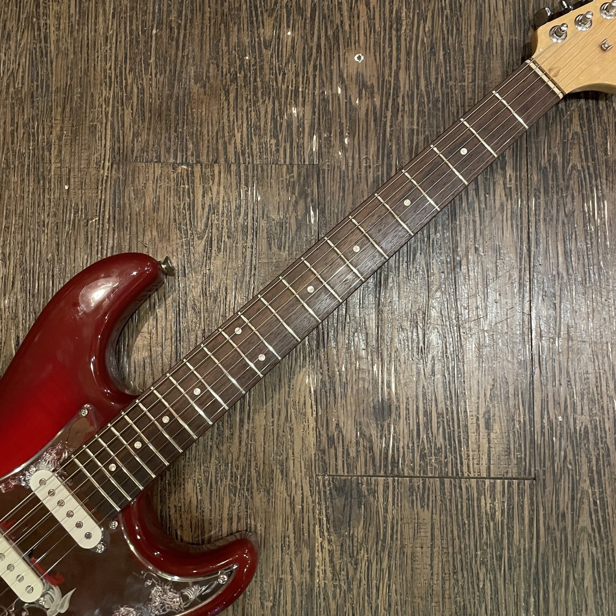 FERNANDES ENGRAVE Electric Guitar（中古/送料無料）【楽器検索