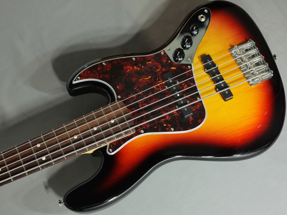 J.W.Black 5弦ベース