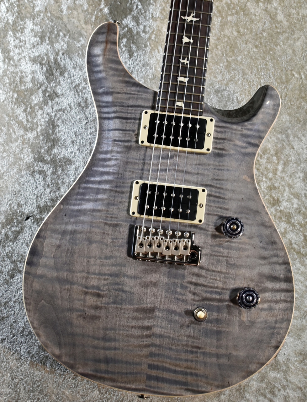 Paul Reed Smith(PRS) CE 24 Faded Gray Black  #0346580【軽量3.37kg/Core級の良杢個体】【2022年製/チョイ傷特価】（新品特価）【楽器検索デジマート】