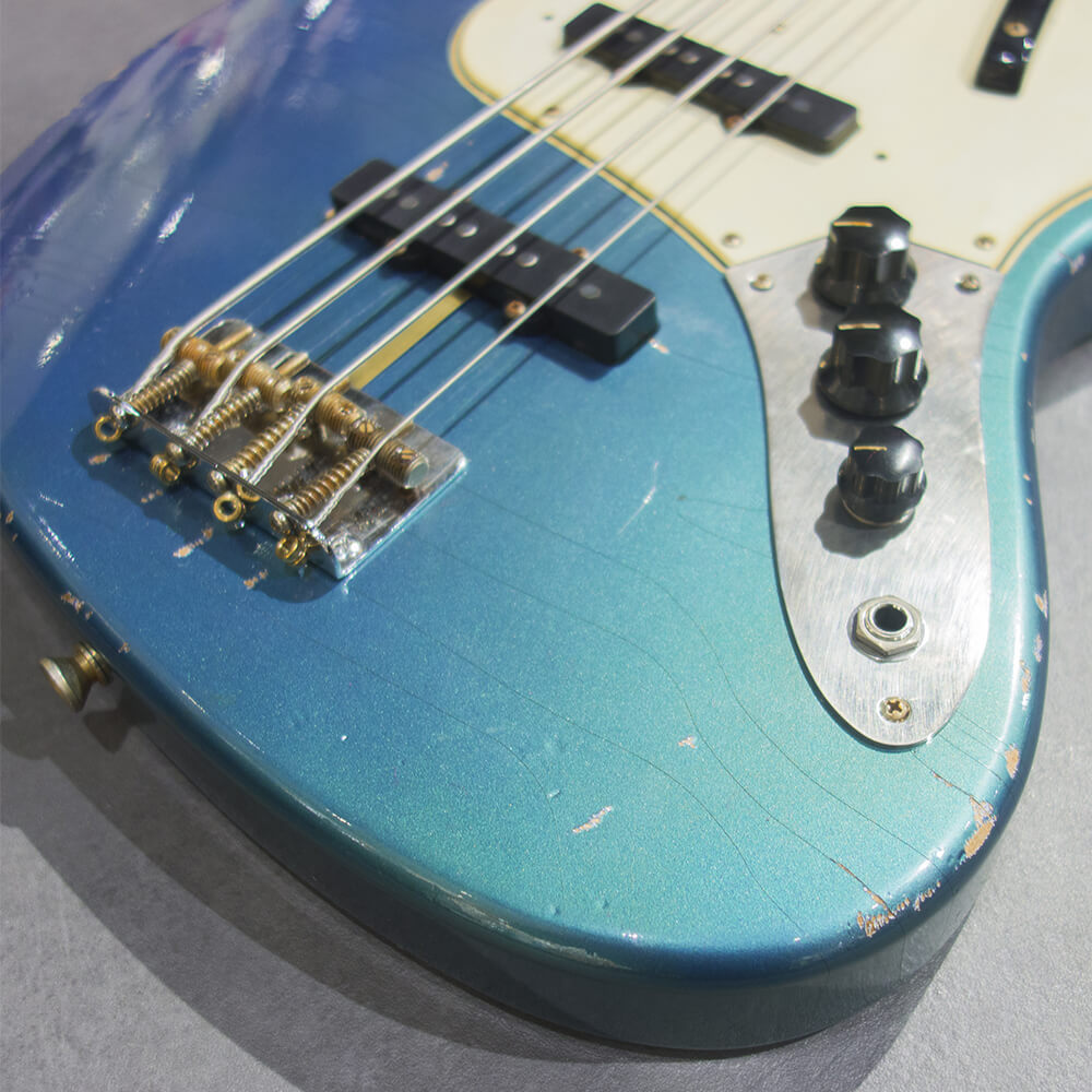 RS Guitarworks Contour Bass '63 Aged Lake Placid Blue Road