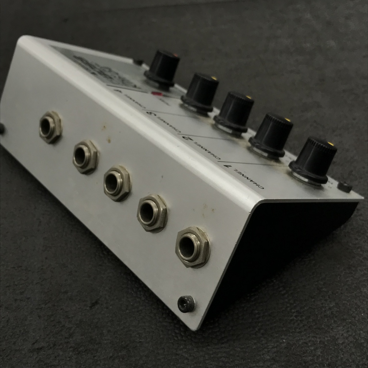 BOSS / KM-04 アナログミキサー 4チャンネル BOSS KM-04 Micro Mixer（中古）【楽器検索デジマート】