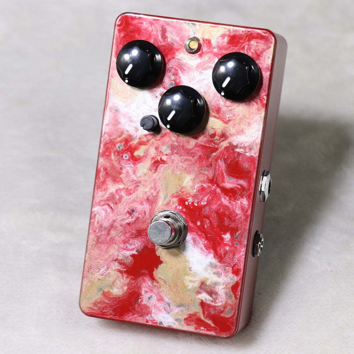 LEQTIQUE EVR Redemptionist EVR Designed in EU/Iceland,Made in