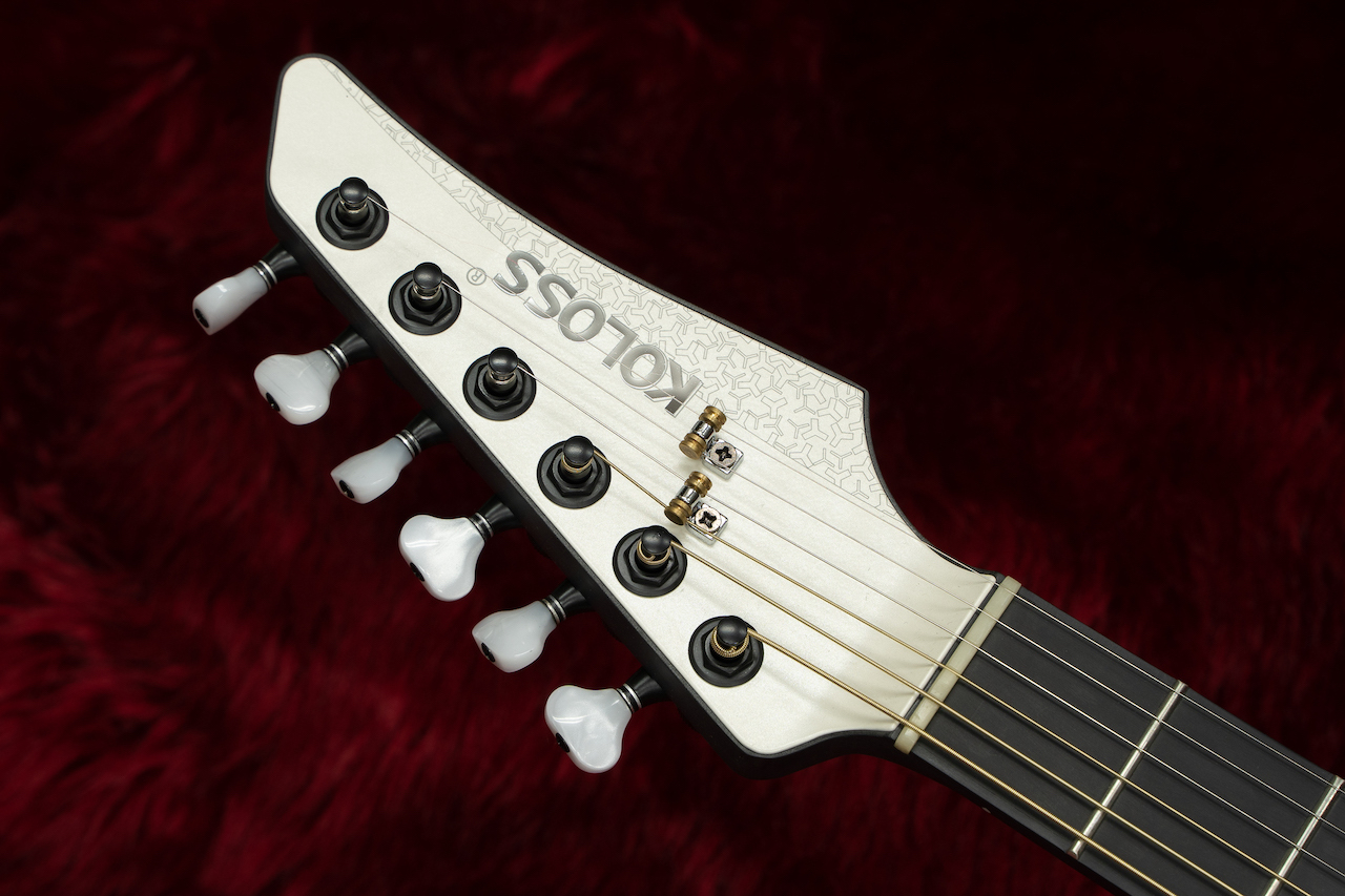 KOLOSS GUITARS GT-4 アルミボディ カーボンネック