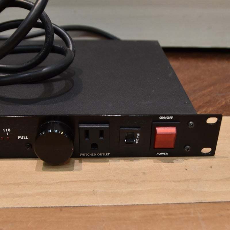 FURMAN パワーディストリビューターPL-Plus J Series II中古品