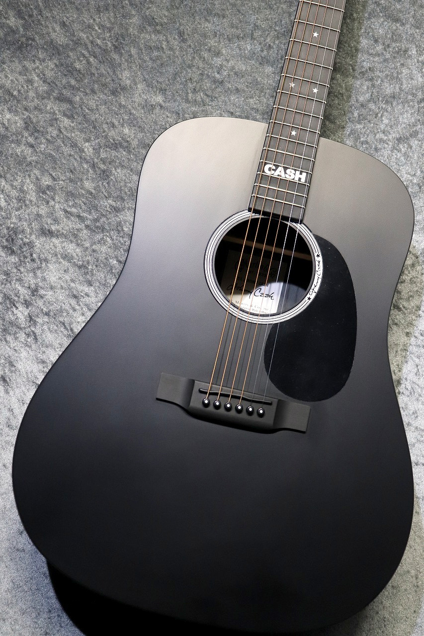 Martin DX Johnny Cash #3016599【漆黒のギターをお探しの方にお勧め