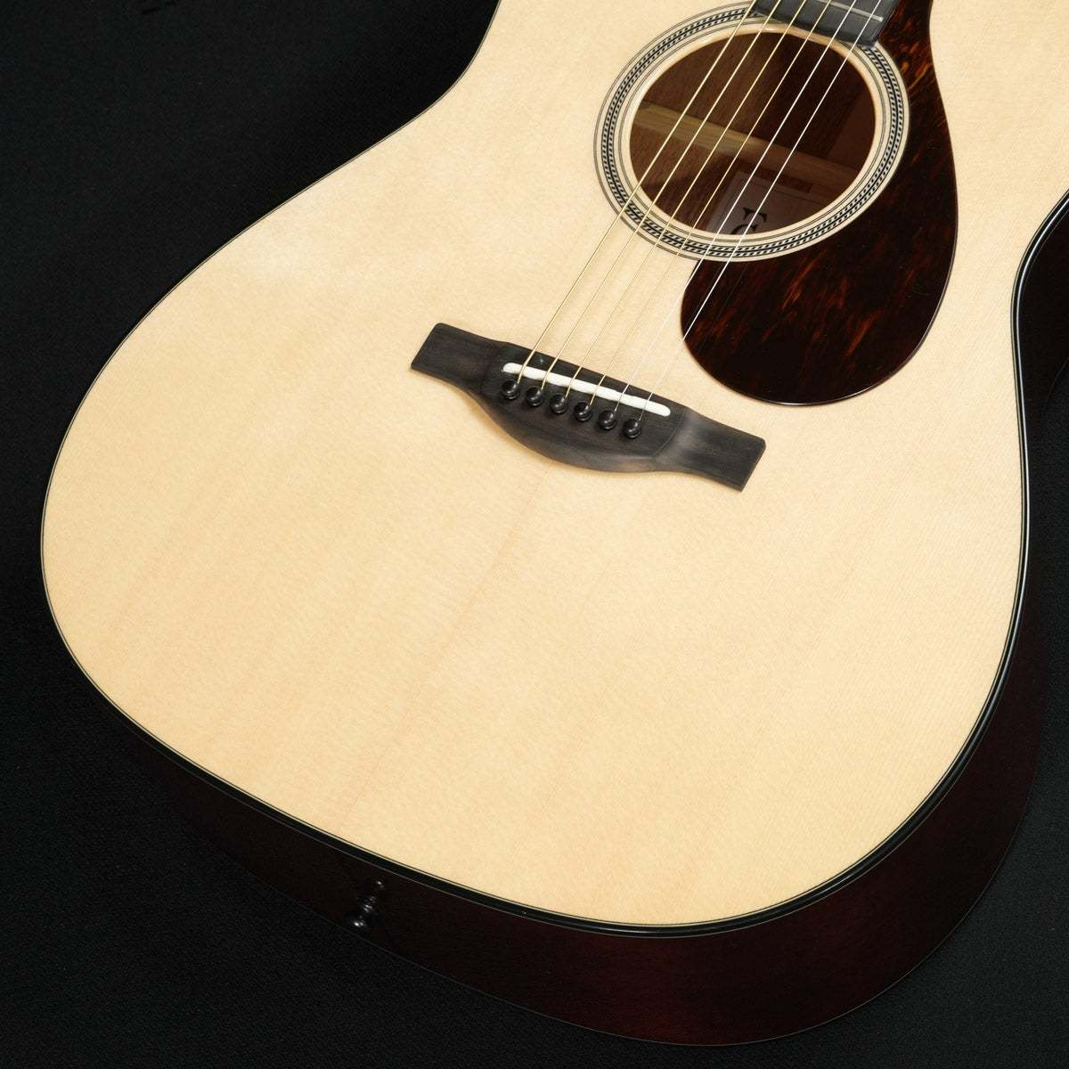 YAMAHA FG7M Sitka Spruce Top and African Mahogany Body Natural ≪S
