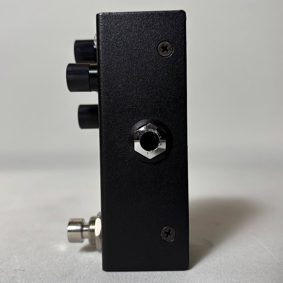 aguilar STORM KING コンパクトエフェクター／ベースディストーション