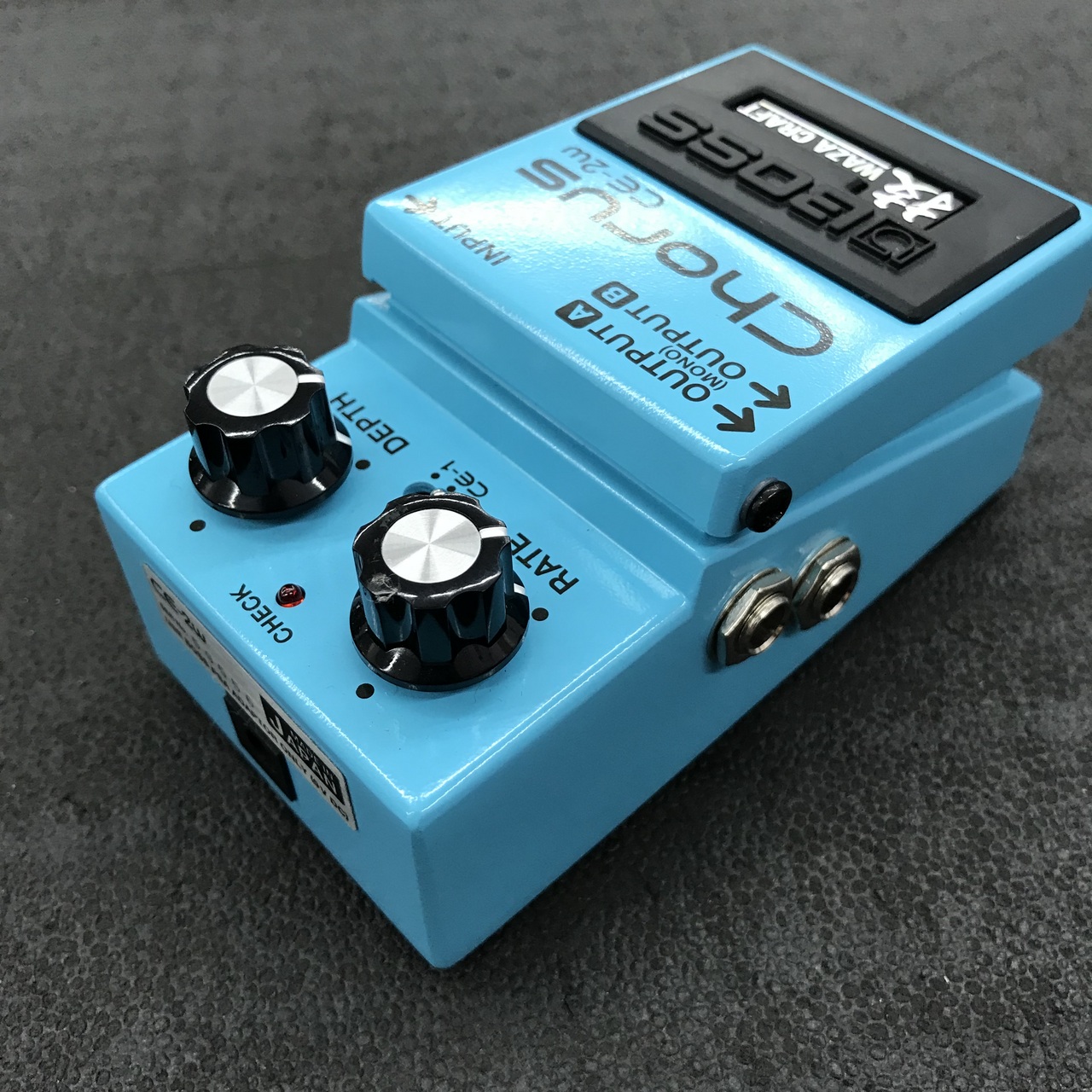 BOSS CE-2W（中古）【楽器検索デジマート】