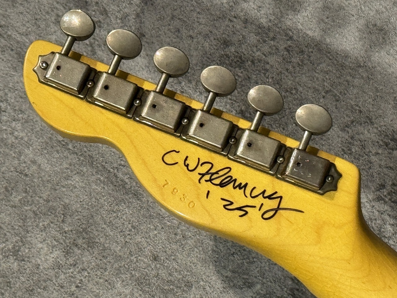 LSL INSTRUMENTS T Bone 22 Medium Aged White Blonde【クリス